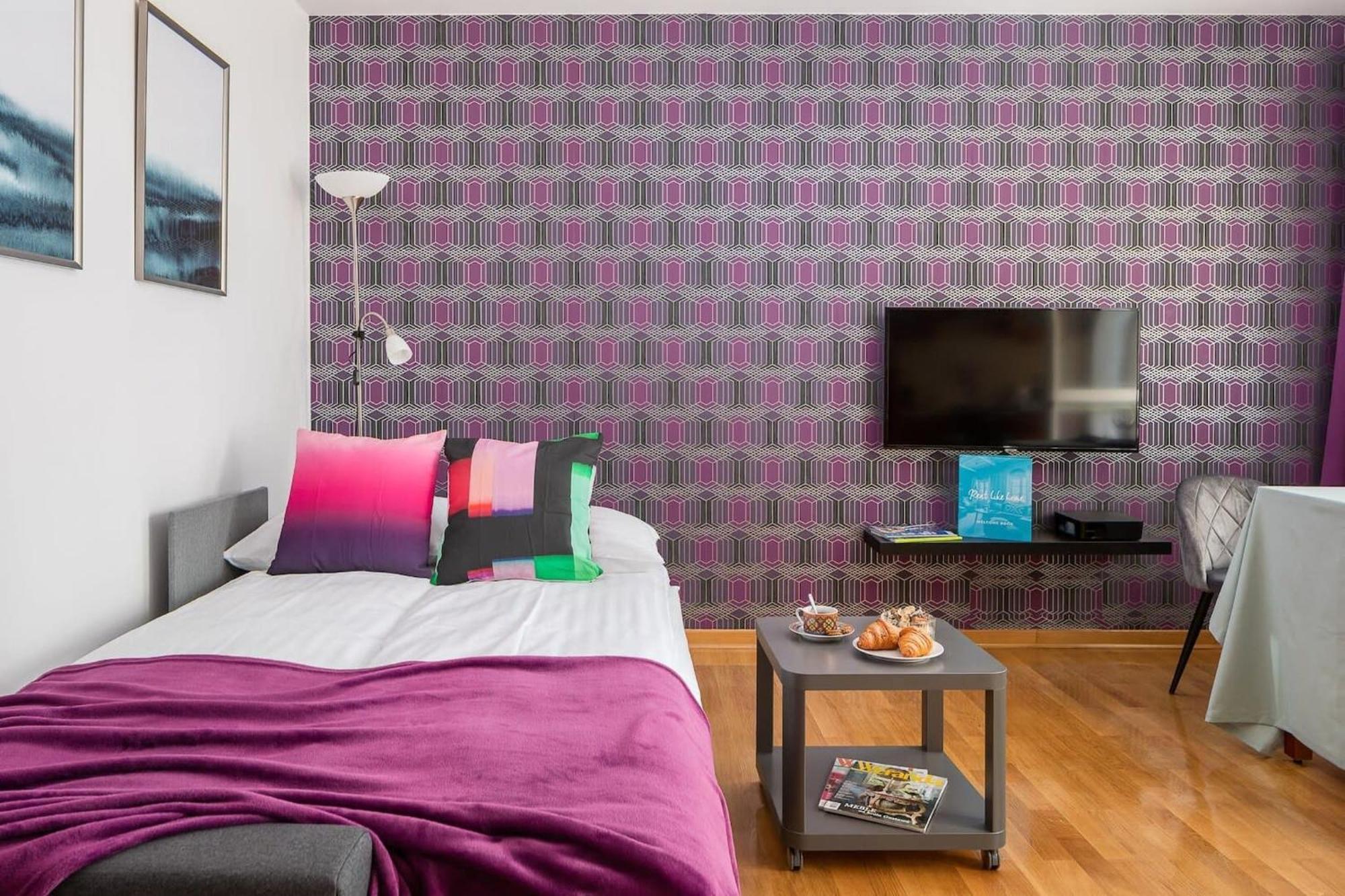 Elektoralna 12A - Colorful Apartment With Balcony By Noclegi Renters Варшава Экстерьер фото